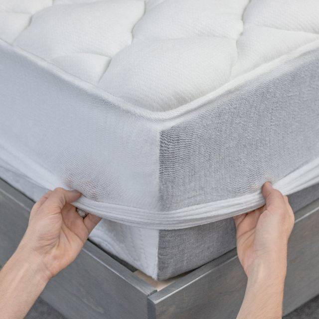 Bamboo Mattress Pad with Fitted Skirt - Extra Plush Cooling Topper